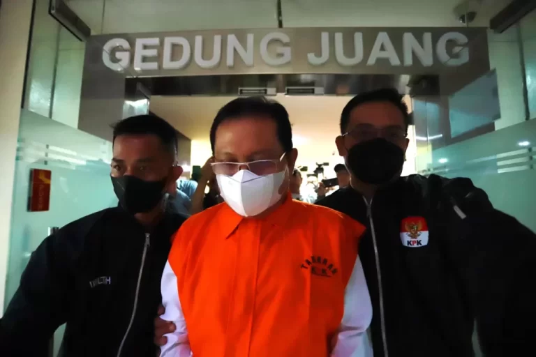 Istri dan Anak Sekertaris MA Hasbi Hasan Tolak Jadi Saksi KPK