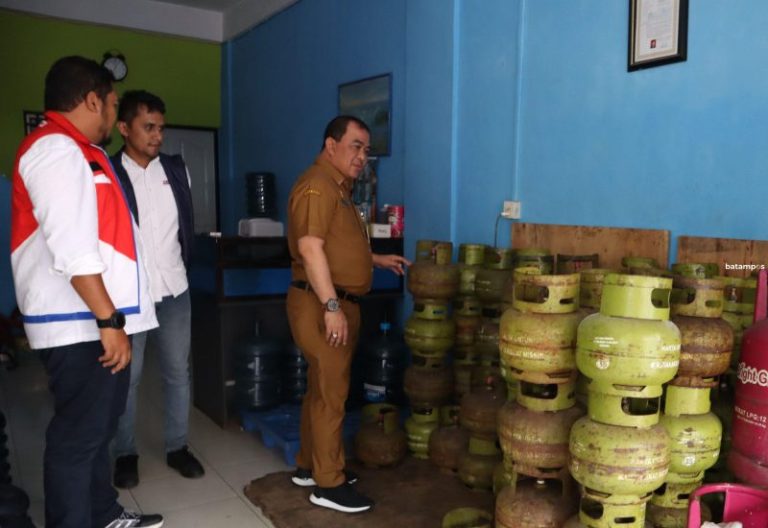 Disperindag dan Pertamina Sidak Pangkalan Gas di Batam, Ini Hasilnya