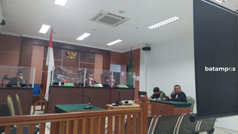 Sidang Pidana Ditunda karena Majelis Hakim Tak Lengkap
