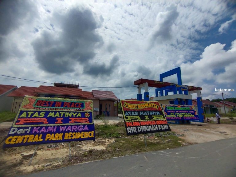 Krisis Air Semakin Menjadi di Tanjunguncang, Ketua RT: Warga Mau Demo Silakan!