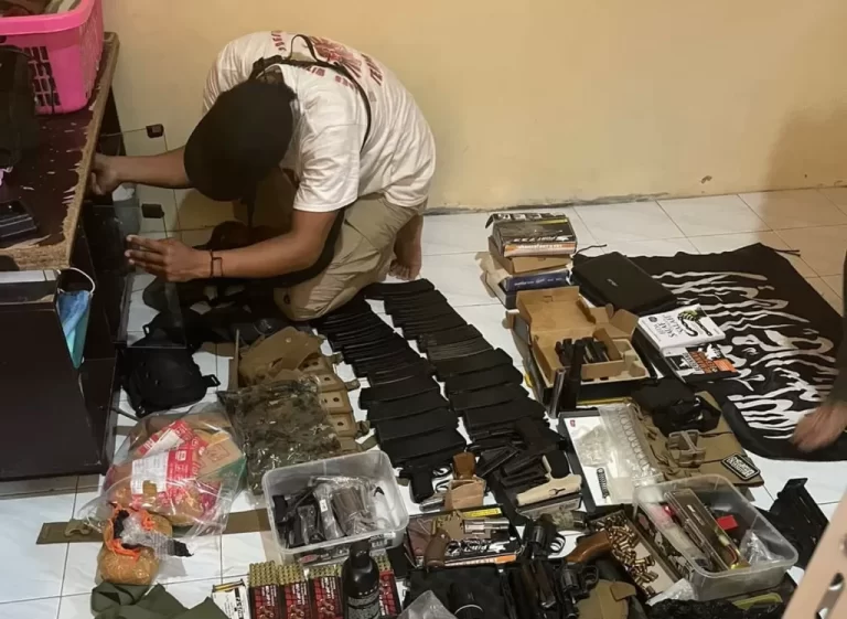 Terduga Teroris Dananjaya Erbaning Punya Akun Marketplace, Diduga jadi Kamuflase Jual Beli Senjata Api