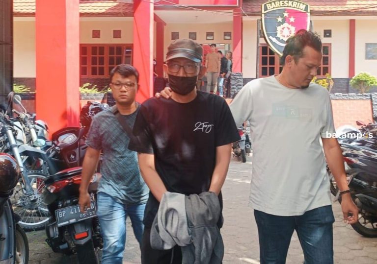 Polisi Menangkap Buronan Kasus Korupsi Pelabuhan Dompak di Jakarta