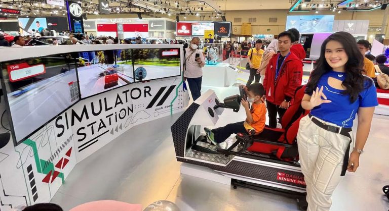 Daihatsu Gas Terus Sajikan Teknologi DNGA Lewat fasilitas R&D Corner di Booth Daihatsu GIIAS 2023