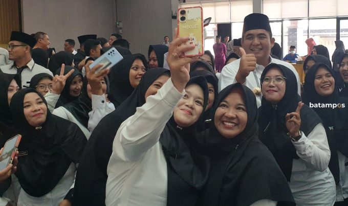 193 Guru dan 31 Tenaga Teknis P3K di Bintan Dilantik