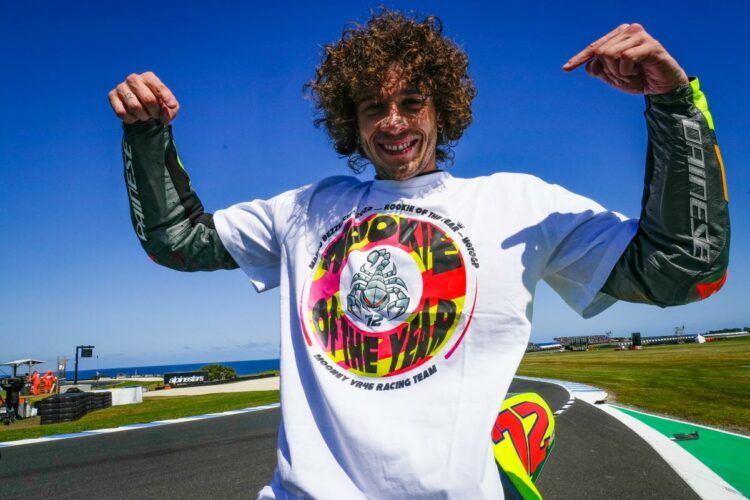 Lewatkan Peluang Menunggangi Ducati Terbaru, Marco Bezzecchi Pilih Bertahan di VR46