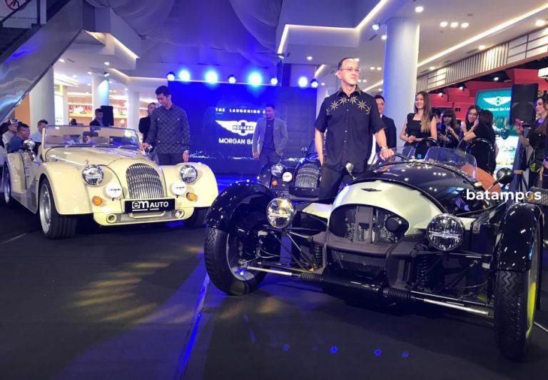 EM Auto Hadirkan Morgan Berdesain Klasik