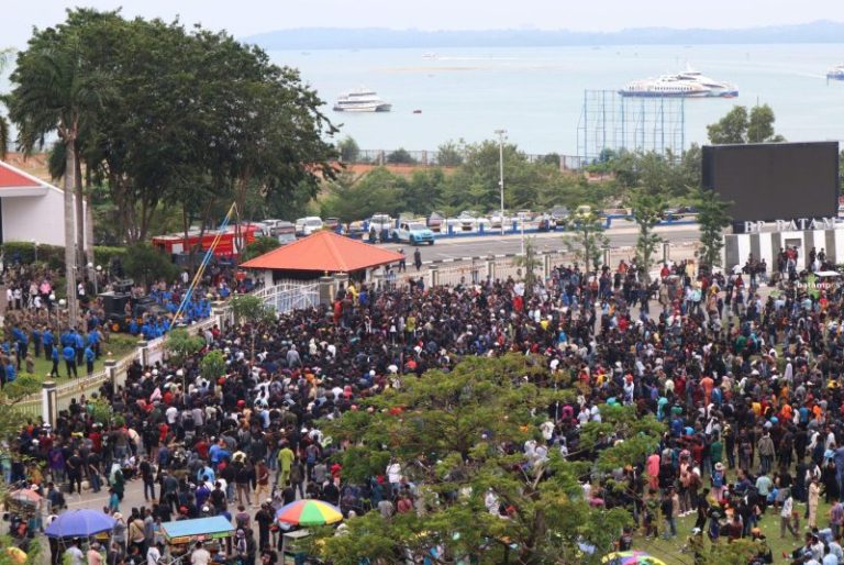 Berkas 35 Tersangka Penolakan Relokasi di Pulau Rempang Bergulir di Kejaksaan Negeri Batam