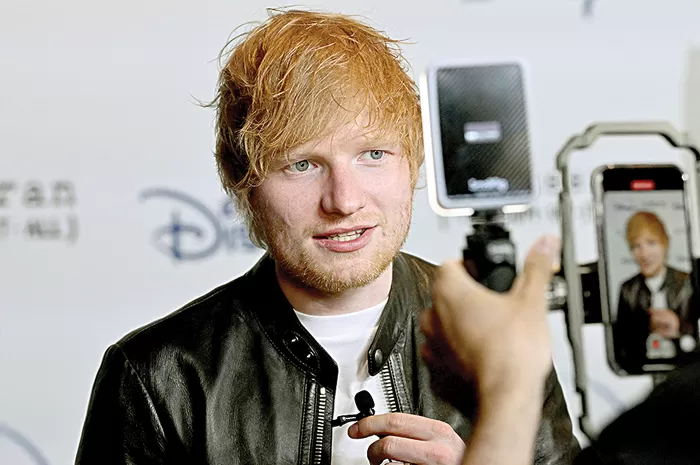 Ed Sheeran Rekam Album Live di Rumah Fans