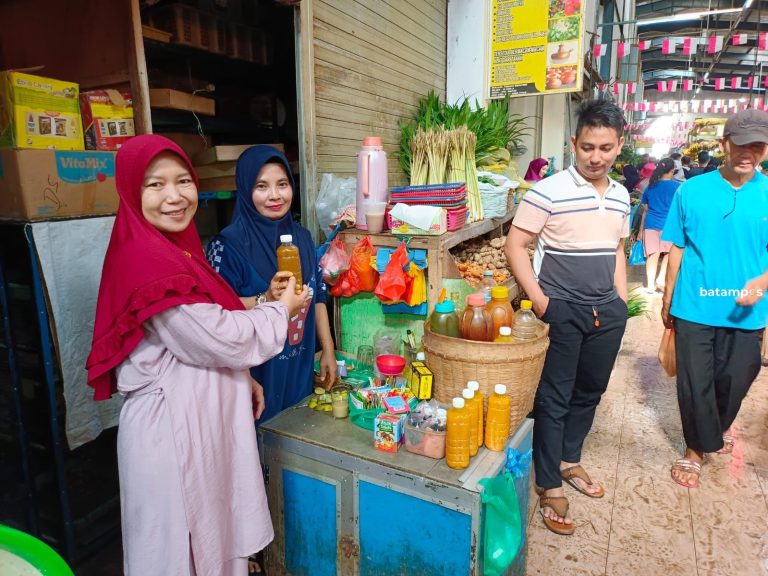Sari Poniatun Pemilik Jamu Bude Pon