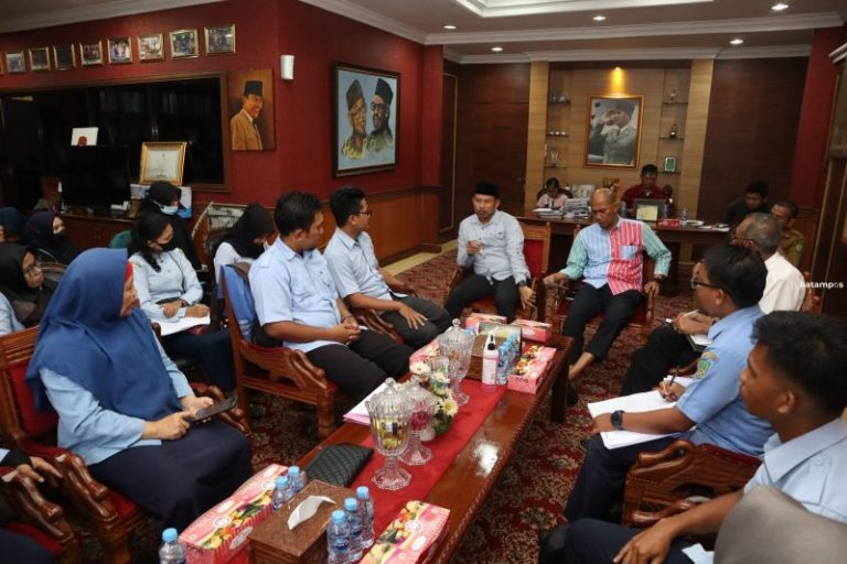 Soal Penghapusan Tenaga Honorer, Pemko Batam Menunggu Keputusan Pusat