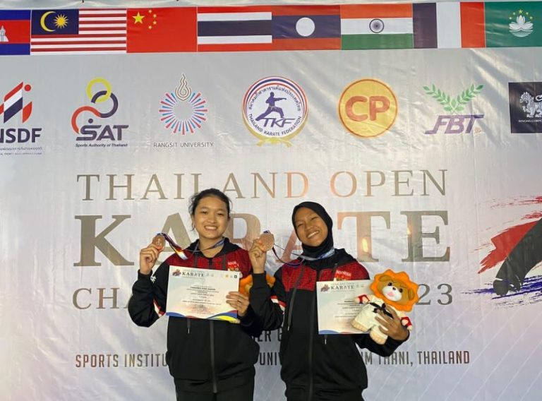 Pelajar Kepri Ukir Prestasi di Thailand Open Karate Championship 2023