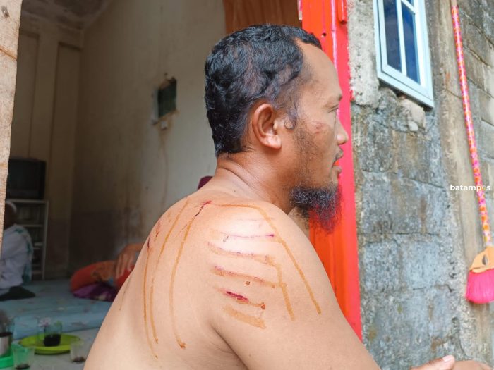 Sugito Selamat dari Terkaman Buaya