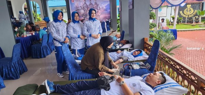 Jelang HUT TNI, Lanal Karimun Gelar Pengobatan Gratis