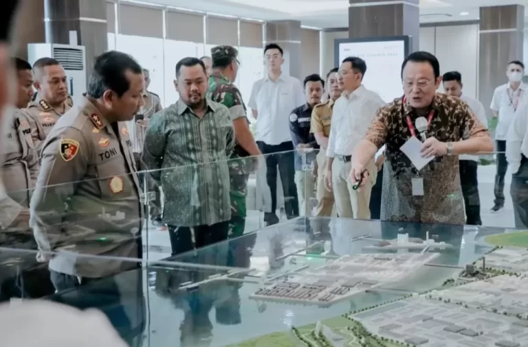 Tak Hanya di Rempang, Ternyata Xinyi Glass Juga Investasi di Gresik