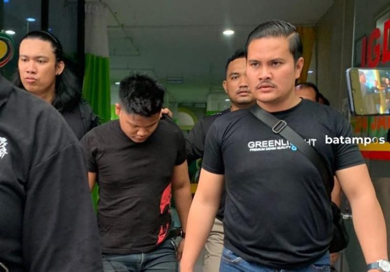 Bermotif Asmara dan Ekonomi, Pria LGBT Bunuh Pasangan di Batam