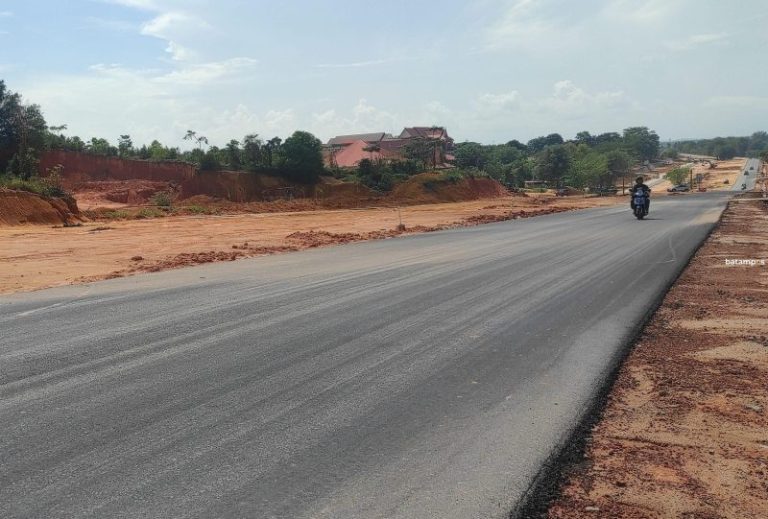 Batam Gesa Penyelesaian Proyek Infrastruktur, Menyasar Jalan Utama