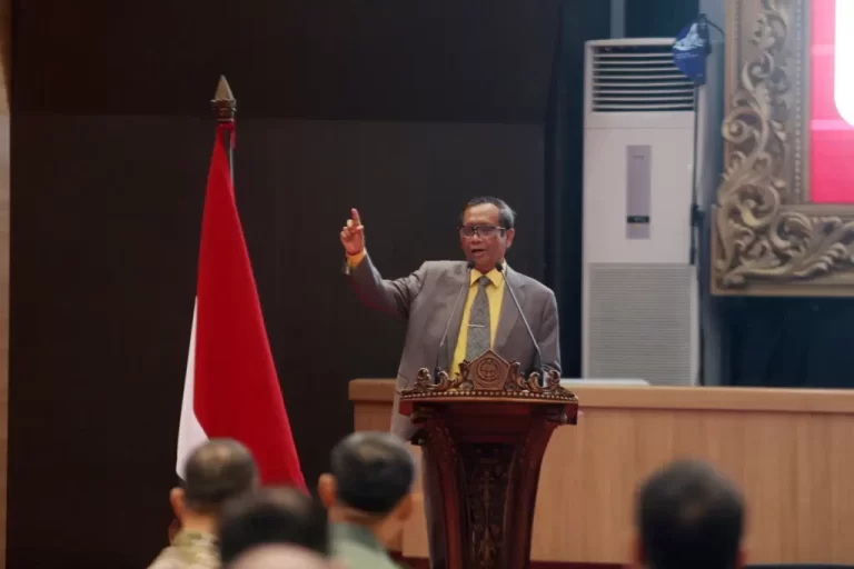 Mahfud MD Sebut Tahapan Pemilu Bakal Terganggu Jika Pendaftaran Capres-Cawapres Tak Dimajukan