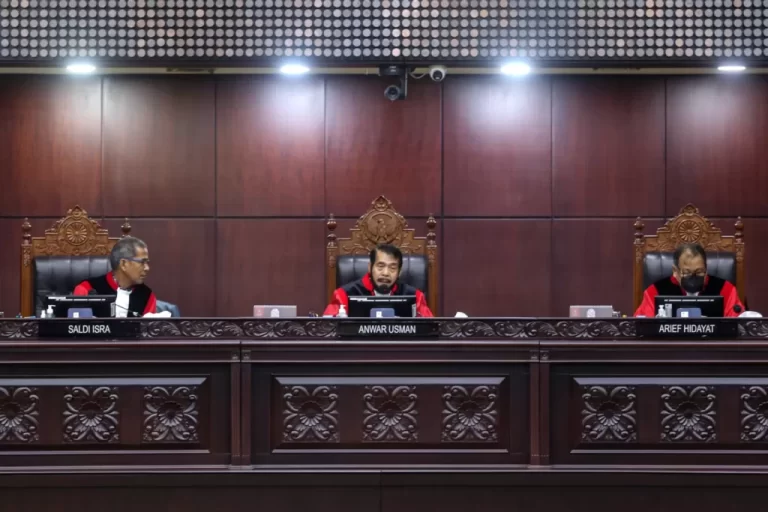 Gugatan Batas Usia Capres ke MK Dinilai Hanya Kepentingan Sekelompok Orang