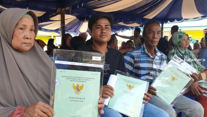 Ada 704 Sertifikat Tanah Dibagikan, Sejumlah Warga Desa Busung Merasa Lega