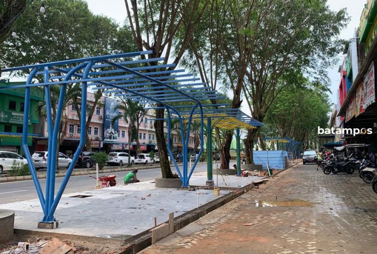 Penataan Kawasan Kuliner Bintan Center 60 Persen