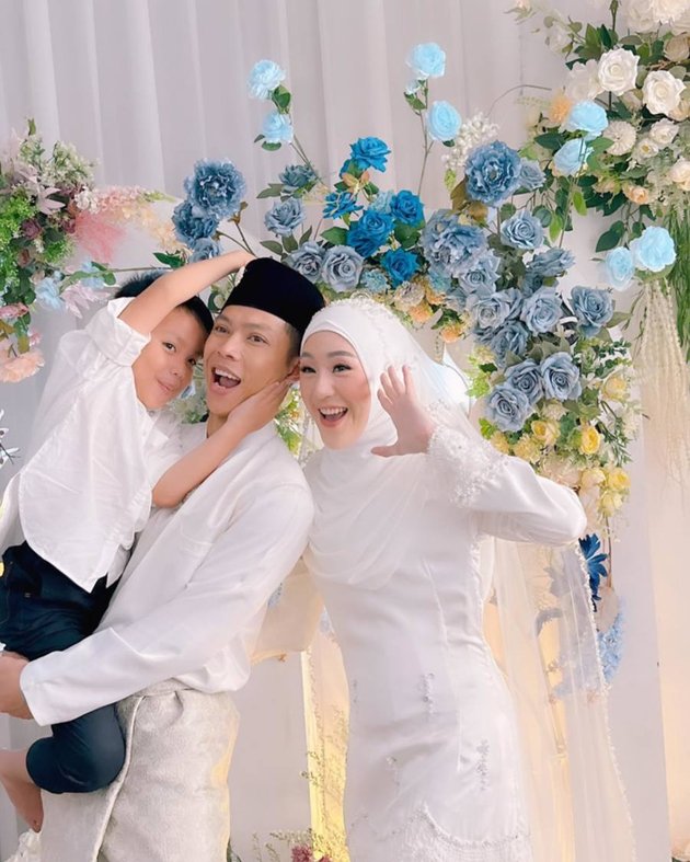 Larissa Chou Sah Dinikahi Ikram Rosadi, Berfoto Ceria Bersama Anak