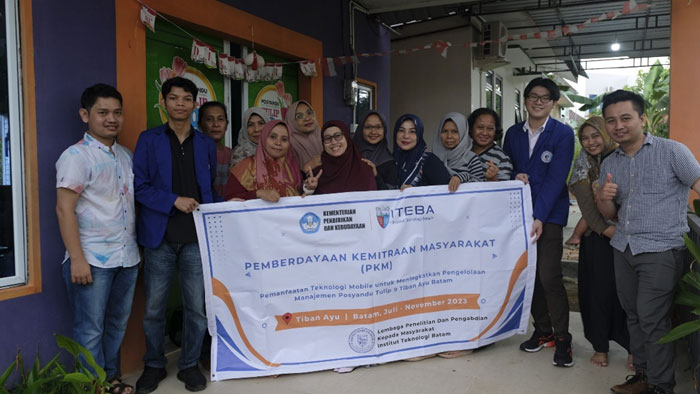Dosen dan Mahasiswa ITEBA Merancang Aplikasi Berbasis Mobile di Posyandu Tulip IX, Tiban Ayu