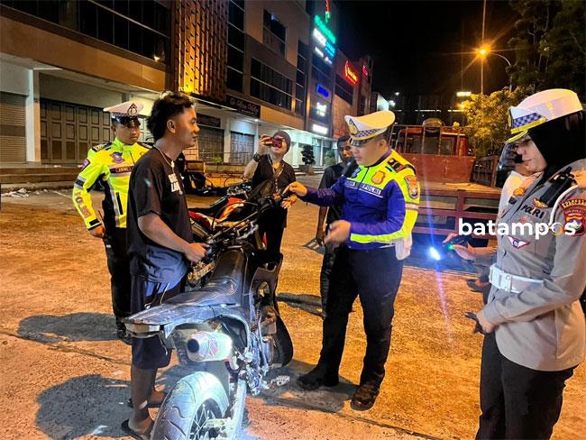 Razia Balap Liar di Batam, Polisi Sisir Pengendara Motor di 6 Lokasi