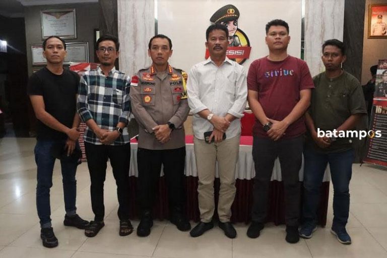 Selamat Pagi Pembaca, Demo Batal Hari Ini