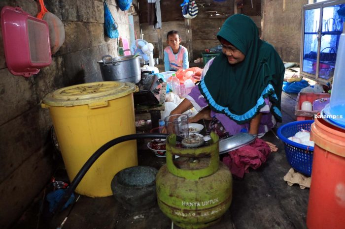 Pertamina Salurkan LPG Tepat Sasaran, Bantu Pedagang Kecil Berusaha