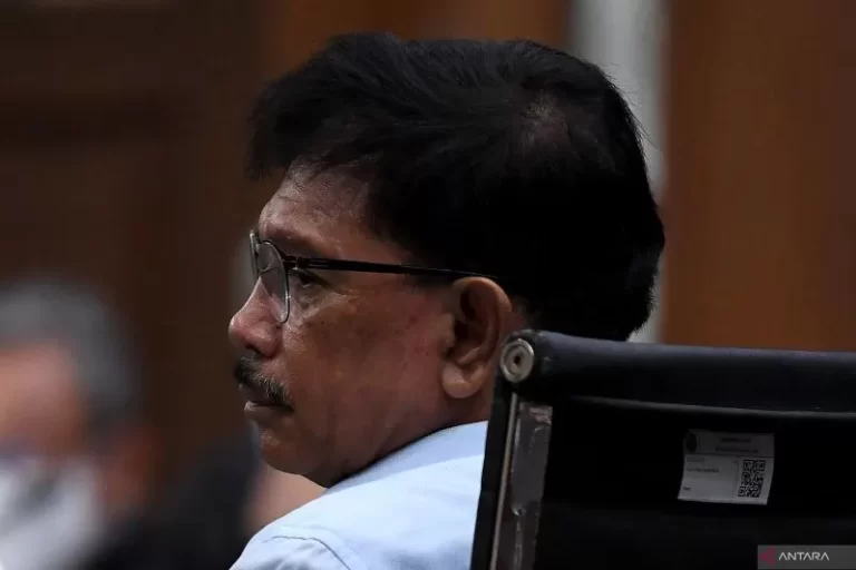 Auditor BPKP Akui Tak Minta Klarifikasi Johnny Plate Hitung Kerugian Negara Kasus BTS