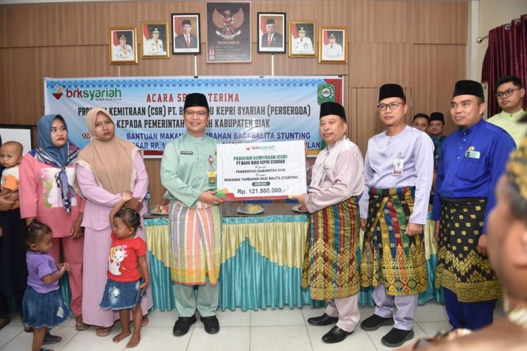 Peduli Stunting, BRK Syariah Salurkan Bantuan Bahan Makanan Tambahan untuk Balita di Kabupaten Siak