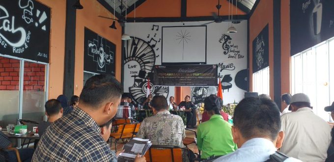 Belum Masa Kampanye, Bawaslu Sarankan Parpol Turunkan Baliho APK