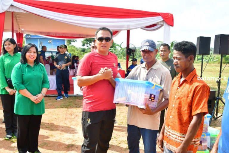 TNI Menggelar Baksos di Sembulang