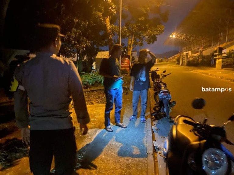 Nongkrong Tengah Malam di Seitemiang, Polisi Bubarkan Gerombolan Pemuda