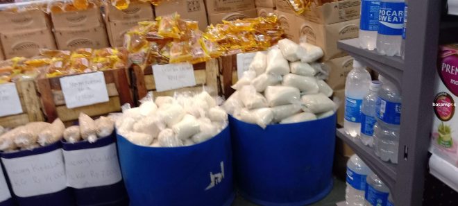 Harga Gula Tembus 17 Ribu Per Kg