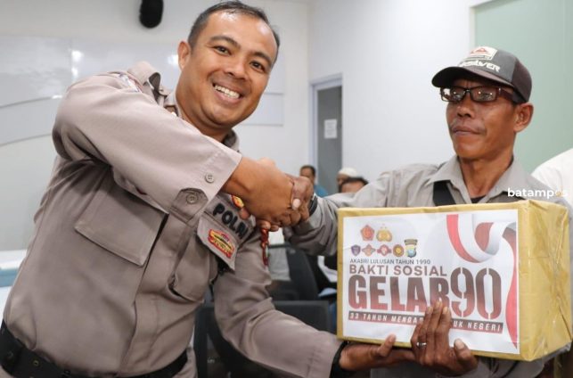 Peringati Hari Jadi ke 90, Polresta Bagi Bagi Sembako