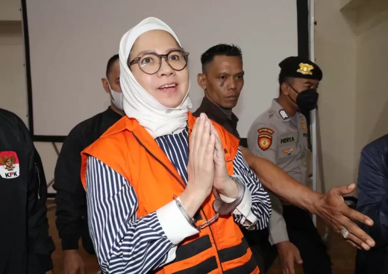 Karen Agustiawan Ajukan Praperadilan Agar Status Tersangka Dicabut