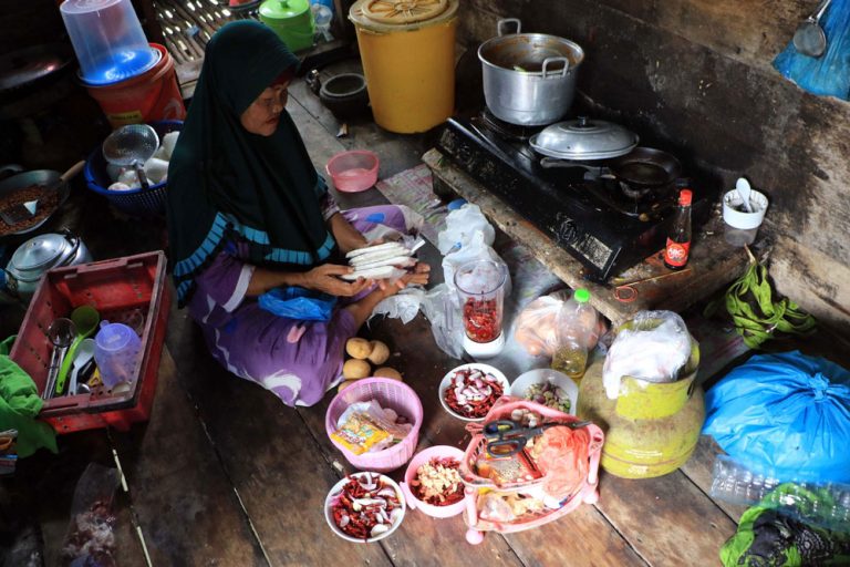 Gas LPG, Bantu Mak Tiase Jualan Gado-Gado