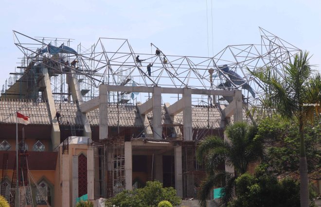 Bangunan Kubah Masjid Agung Batam Ditarget Selesai Desember Mendatang
