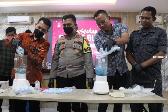 3.884 Butir Pil Ekstasi ‘TIGER’ Diblender