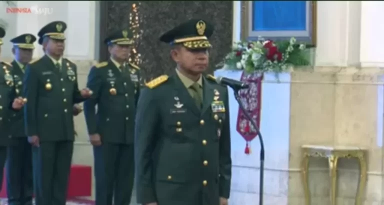 Presiden Jokowi Resmi Lantik Letjen Agus Subiyanto jadi KSAD Gantikan Dudung