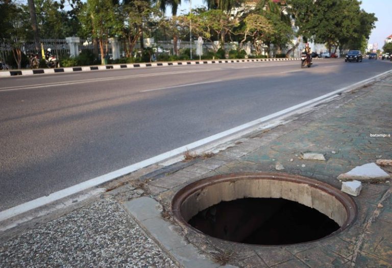 Kasus Hilangnya Penutup Drainase di Engku Putri, Kasat Reskrim: Tidak Ada Laporan