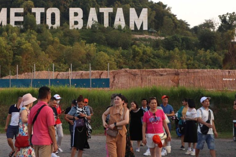 757.639 Wisman Masuk ke Batam Selama 8 Bulan
