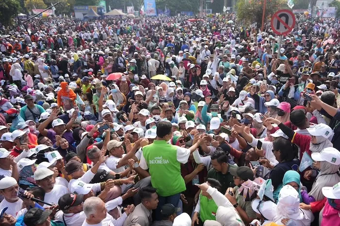 Jutaan Massa di Sidoarjo Jalan Sehat Bareng Anies dan Cak Imin, Makin Mantap Hadirkan Perubahan