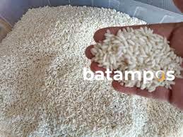 Video Aktivitas Ganti Karung Beras Bulog ke Merek Premium Beredar