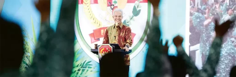 Ganjar dan Anies Ajak Generasi Muda Berpolitik di Ideafest, Prabowo Absen