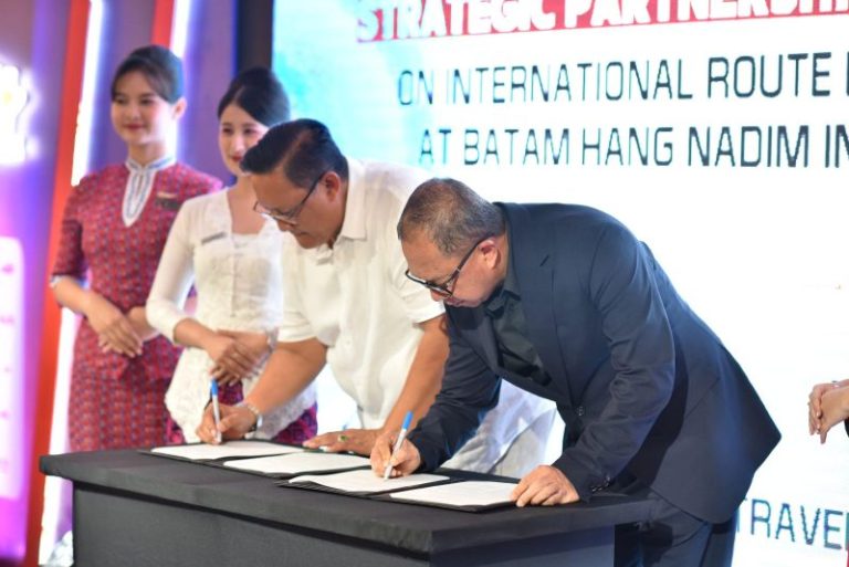 PT BIB dan Lion Group Tingkatkan Konektivitas Penerbangan Asia Timur ke Batam