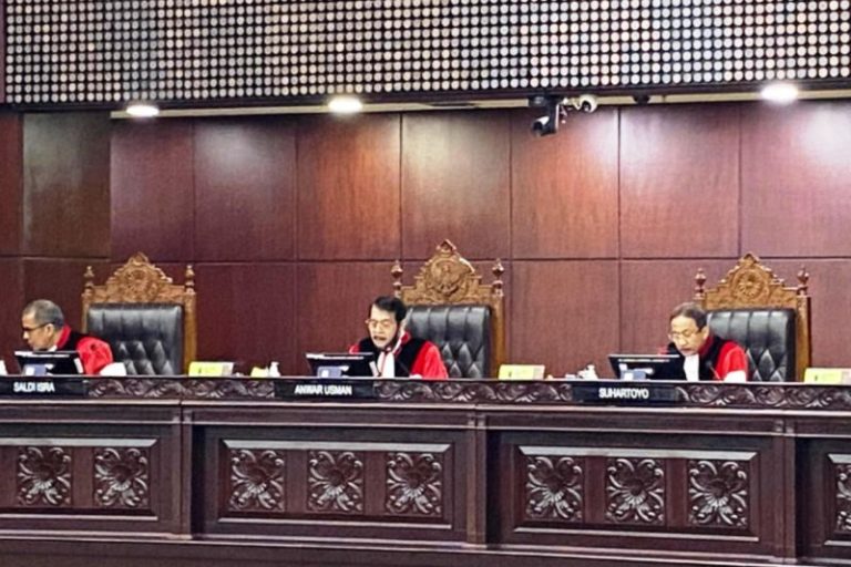 Putusan MK Direspon Pro dan Kontra