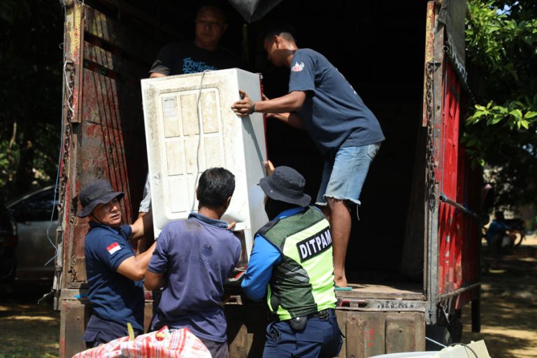 Warga Rempang yang Bersedia Direlokasi Minta Segera Dipindahkan ke Hunian Sementara