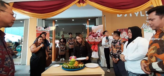 Beri Diskon Hingga 50 Persen, D’Style Salon Resmi Buka Outlet ke-18 di Penuin